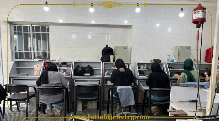 آموزش طلا و جواهرسازی