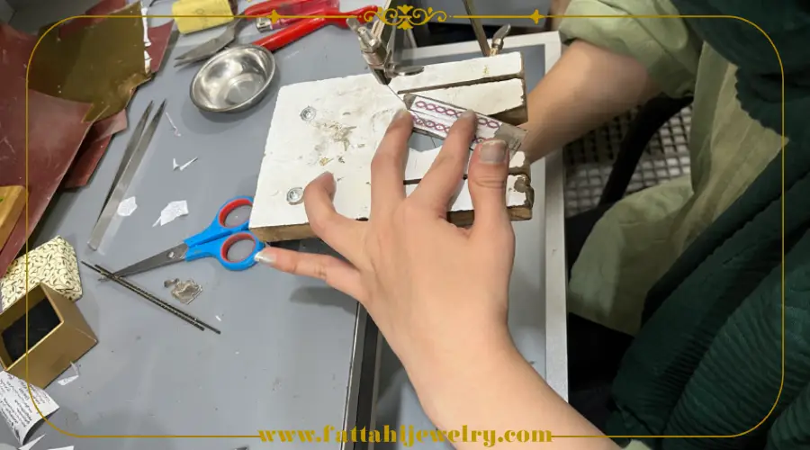 ریخته گری طلا و جواهر